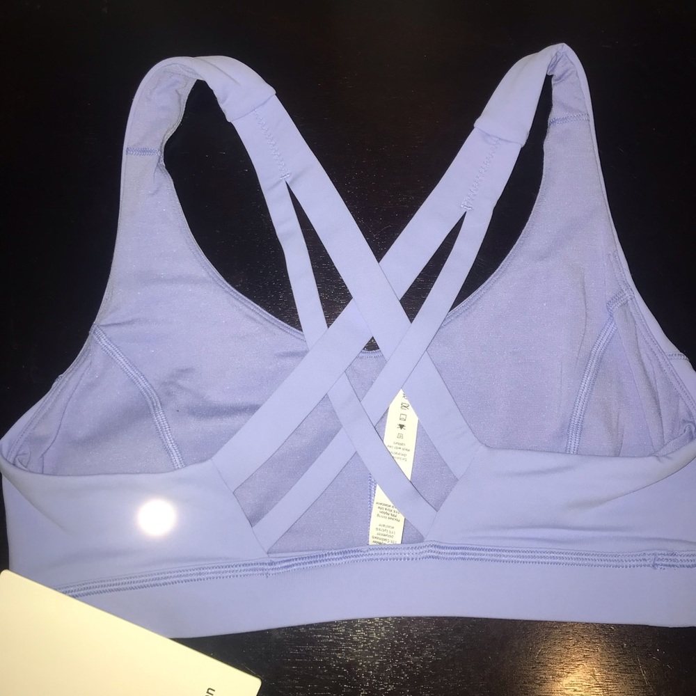 purple lululemon “Stash N’ Run”  bra